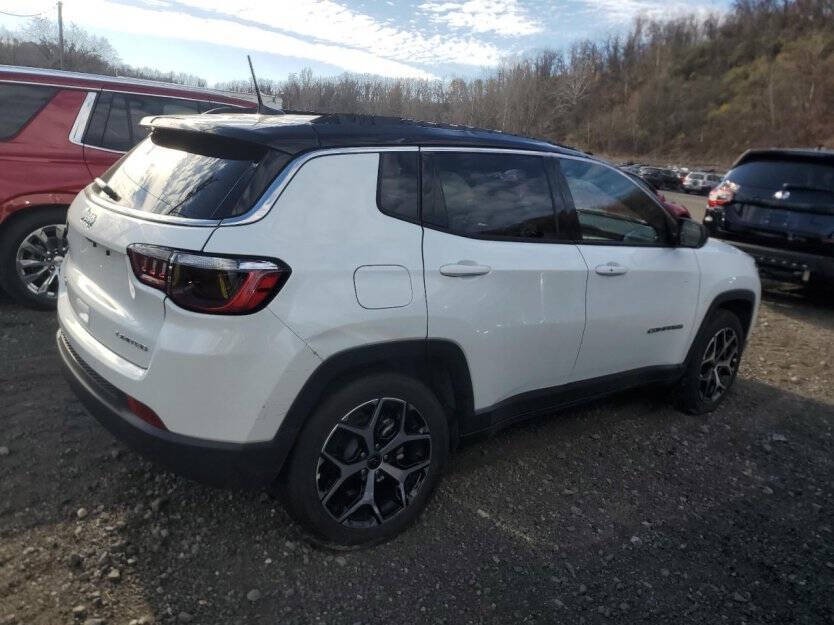 2025 Jeep Compass Image 4