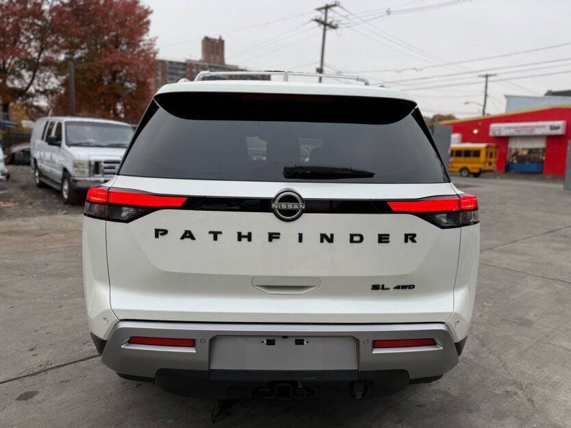 2024 Nissan Pathfinder Image 5