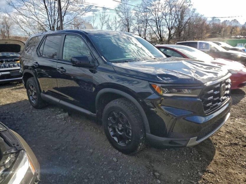 2025 Honda Pilot Image 1