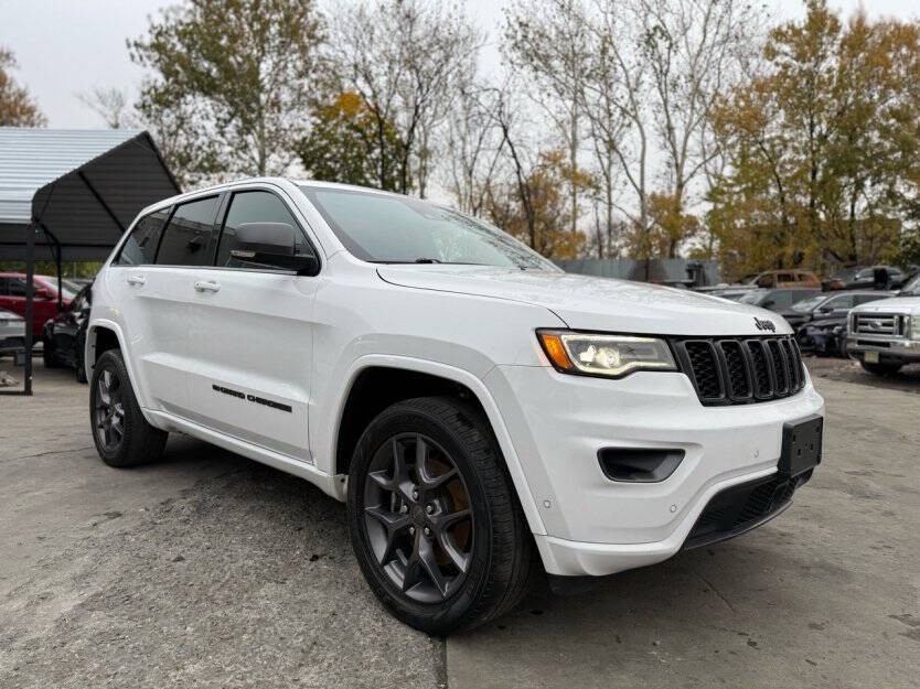 2021 Jeep Grand Cherokee Image 1