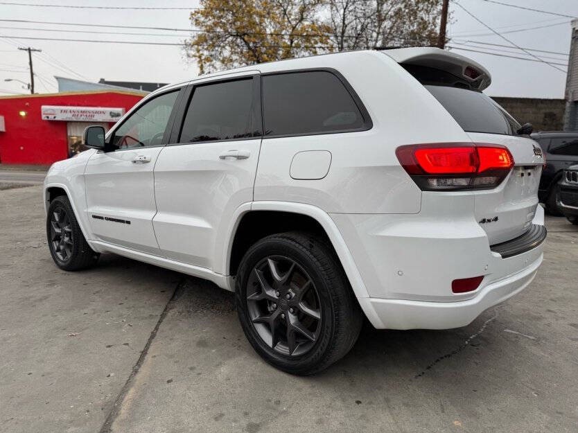 2021 Jeep Grand Cherokee Image 4