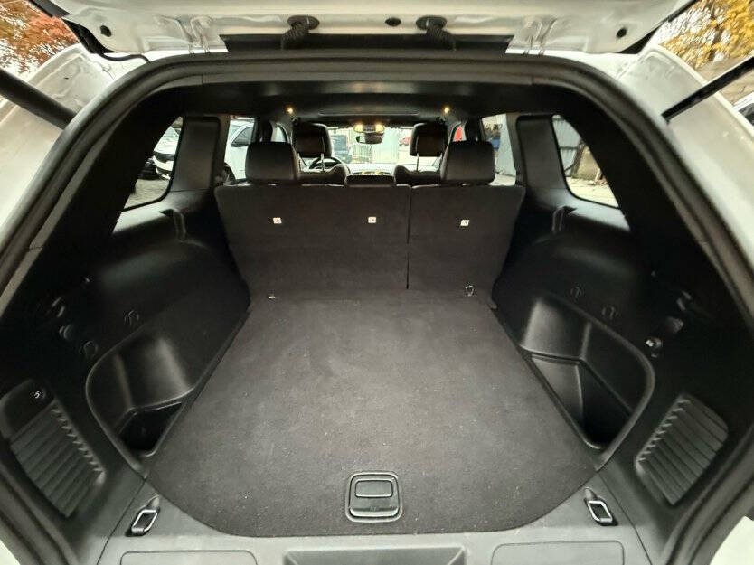 2021 Jeep Grand Cherokee Image 9