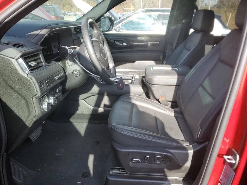 2024 GMC Yukon Image 6