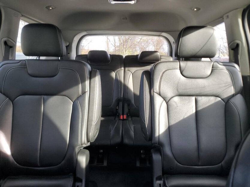 2023 Jeep Grand Cherokee Image 6