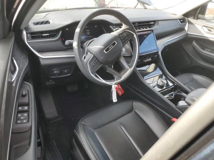 2023 Jeep Grand Cherokee Image 7