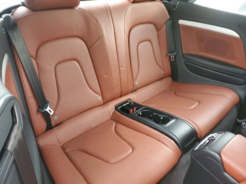 2011 Audi S5 Image 6