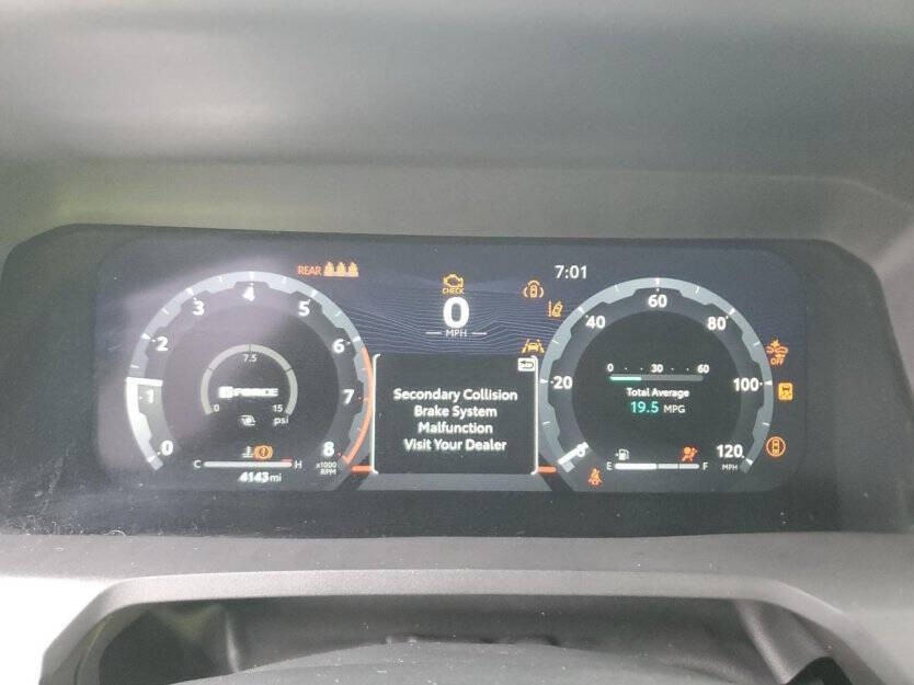 2024 Toyota Tacoma Image 8