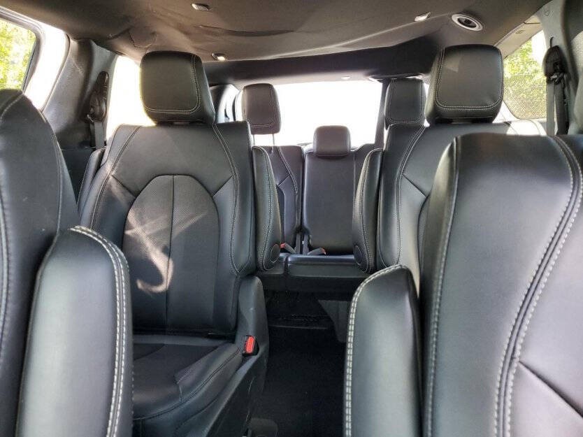 2024 Chrysler Pacifica Image 6