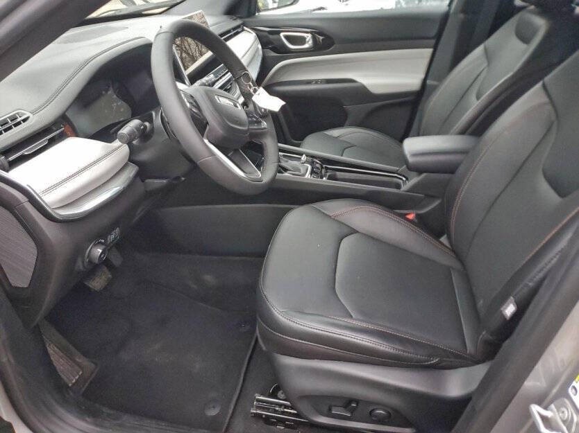 2023 Jeep Compass Image 5