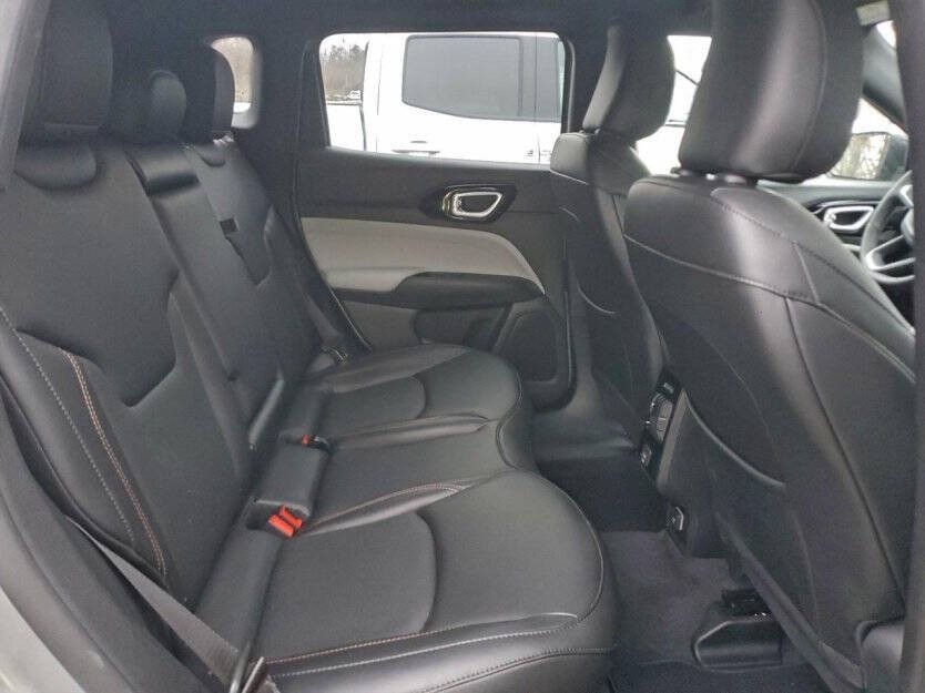 2023 Jeep Compass Image 6