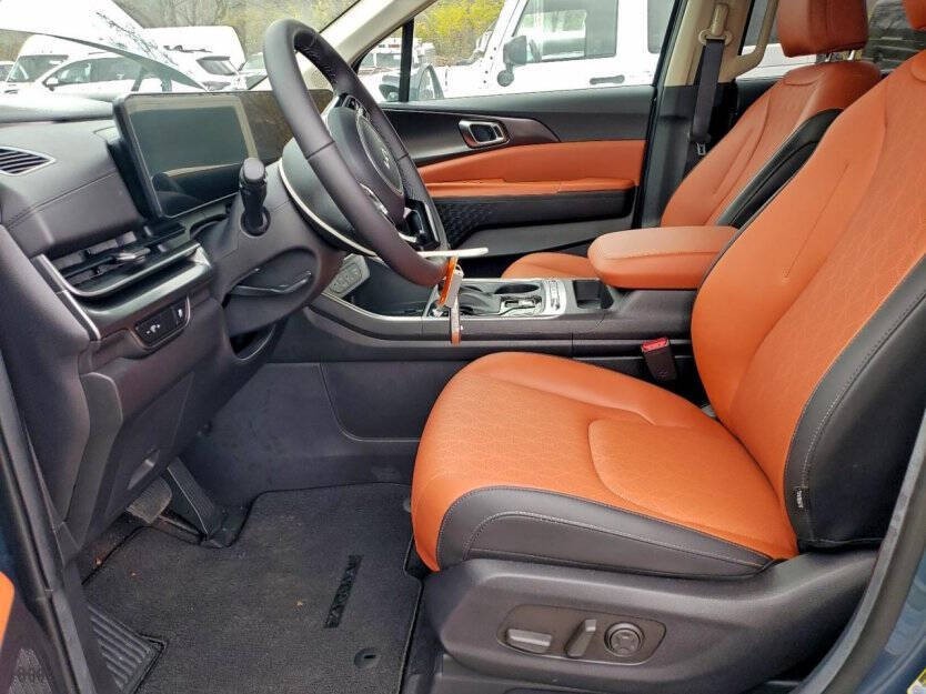 2025 Kia Carnival Image 5