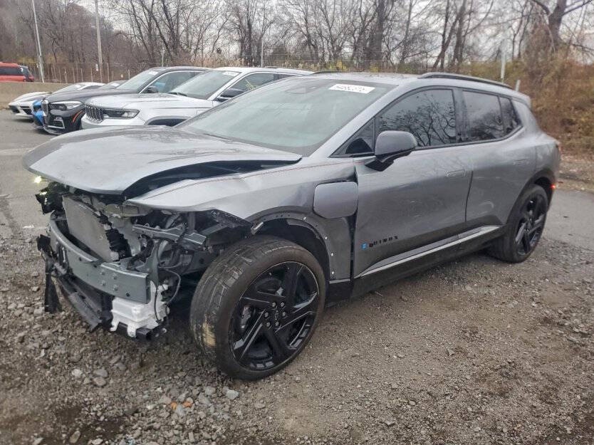 2024 Chevrolet Equinox Image 3