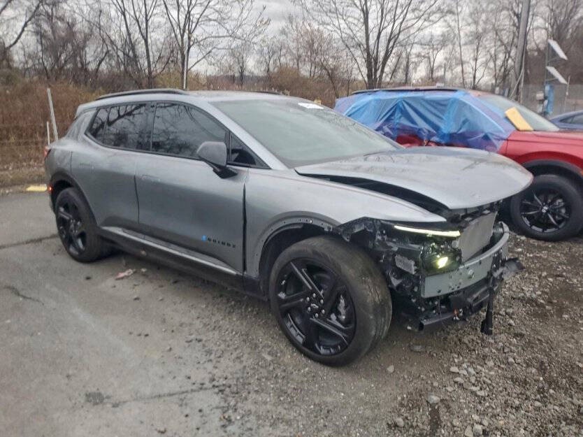 2024 Chevrolet Equinox Image 1