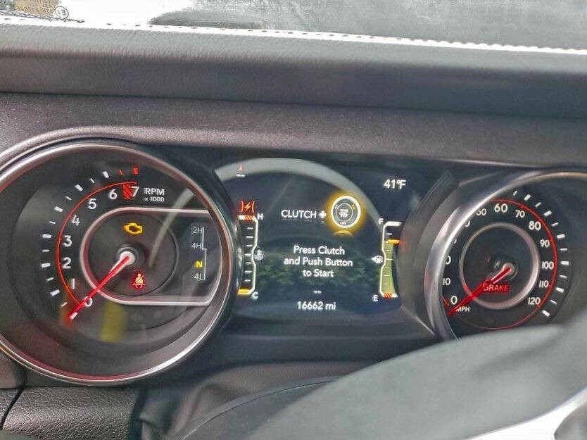 2022 Jeep Gladiator Image 8