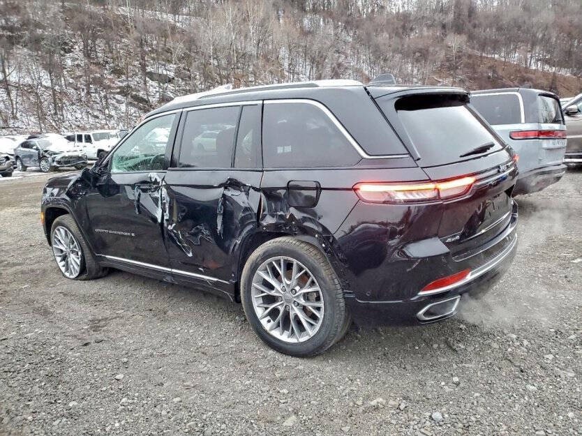 2022 Jeep Grand Cherokee Image 3