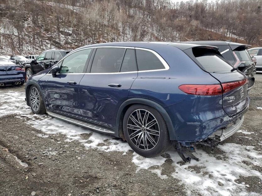 2023 Mercedes-Benz EQS Image 3