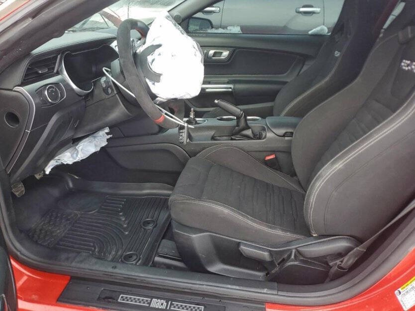 2021 Ford Mustang Image 6