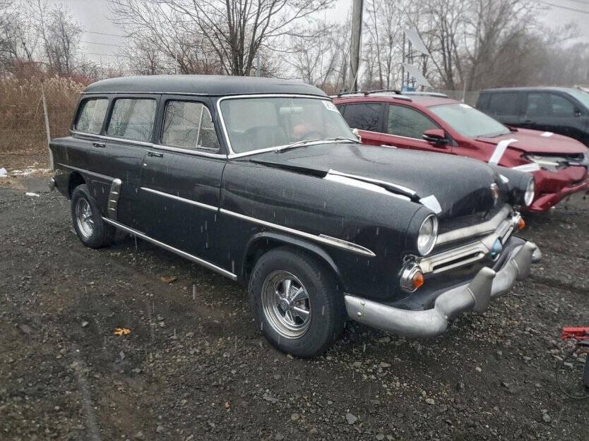 1952 Ford Ranch Wagon Image 1