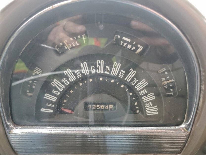 1952 Ford Ranch Wagon Image 8