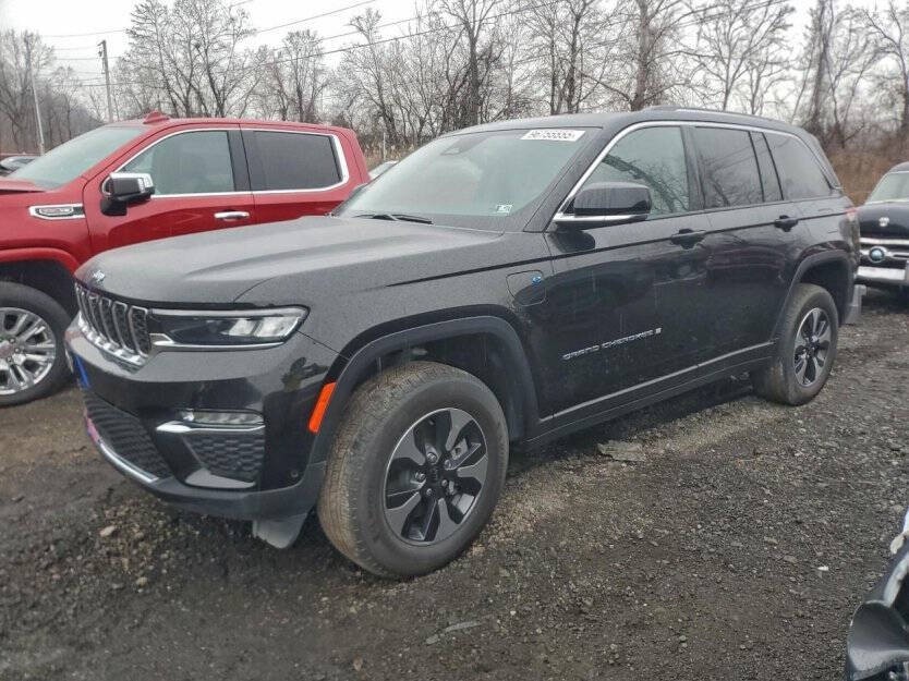2023 Jeep Grand Cherokee Image 2