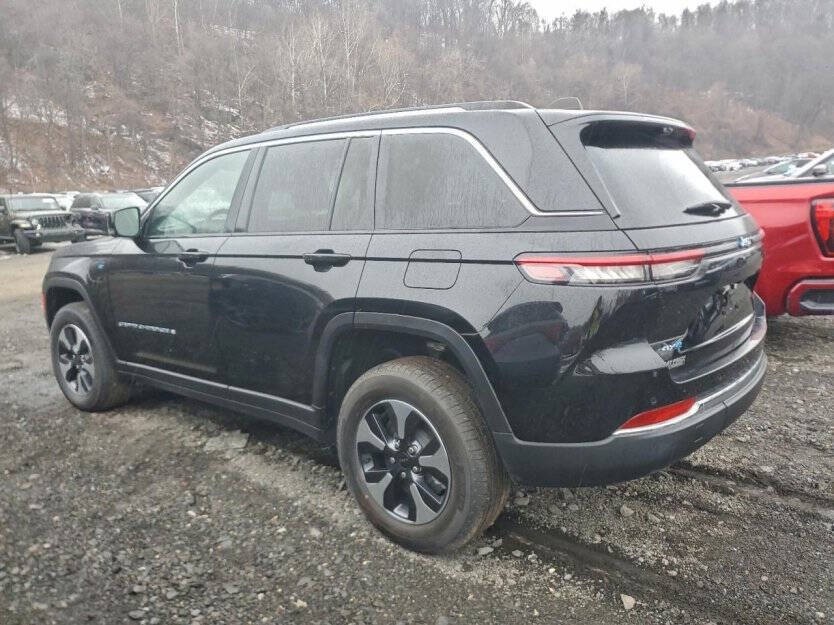 2023 Jeep Grand Cherokee Image 3
