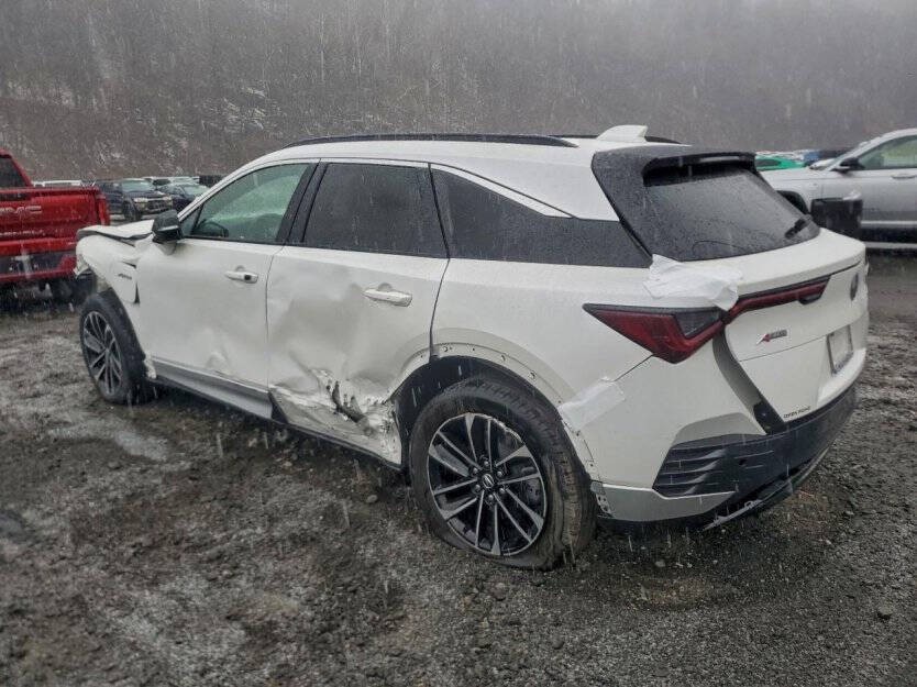 2024 Acura ZDX Image 3