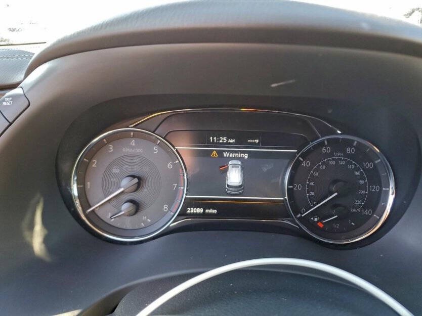 2023 INFINITI QX80 Image 8