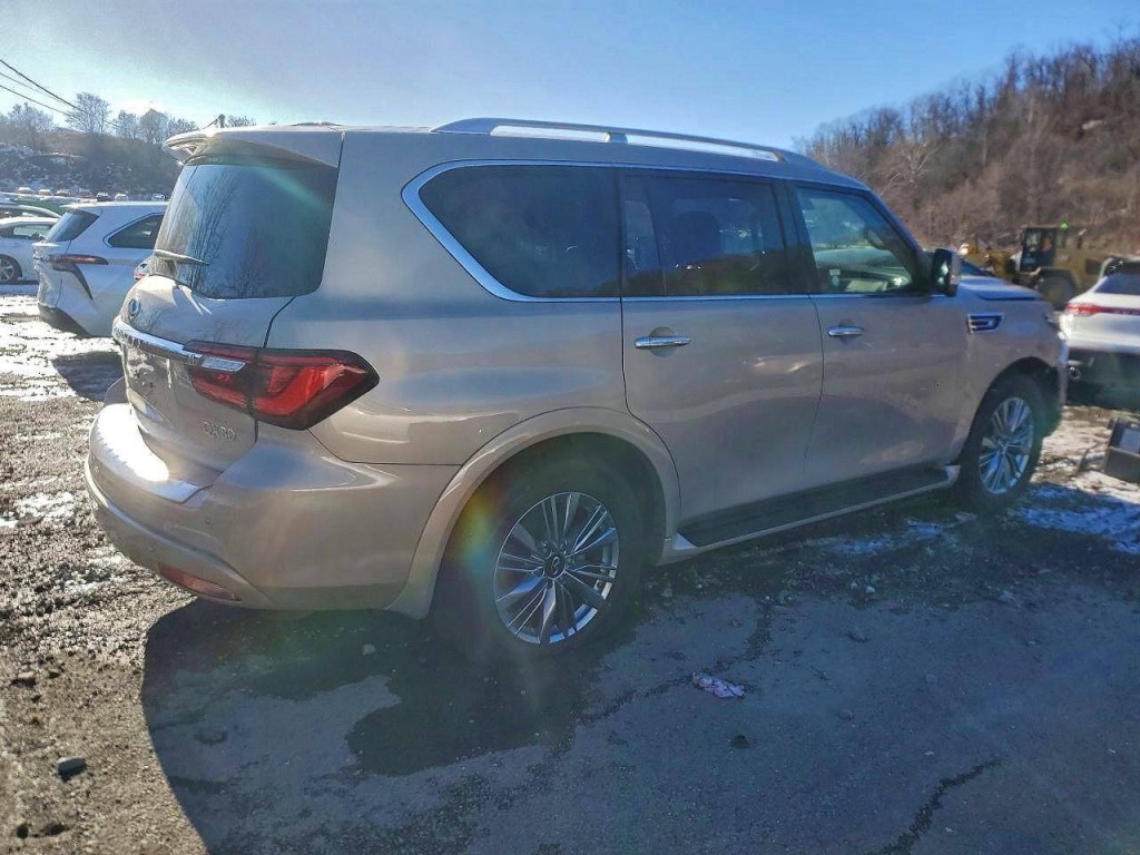 2023 INFINITI QX80 Image 5