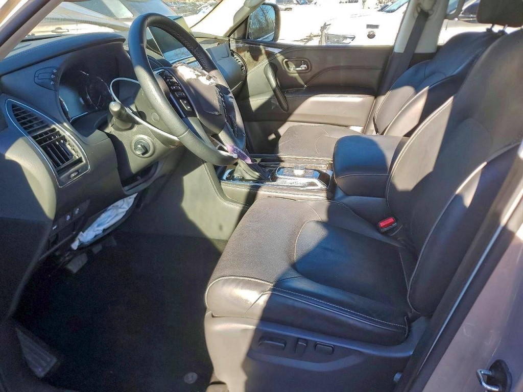 2023 INFINITI QX80 Image 6
