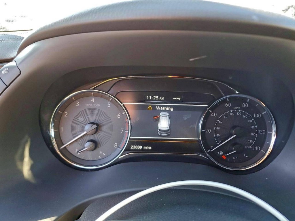 2023 INFINITI QX80 Image 8