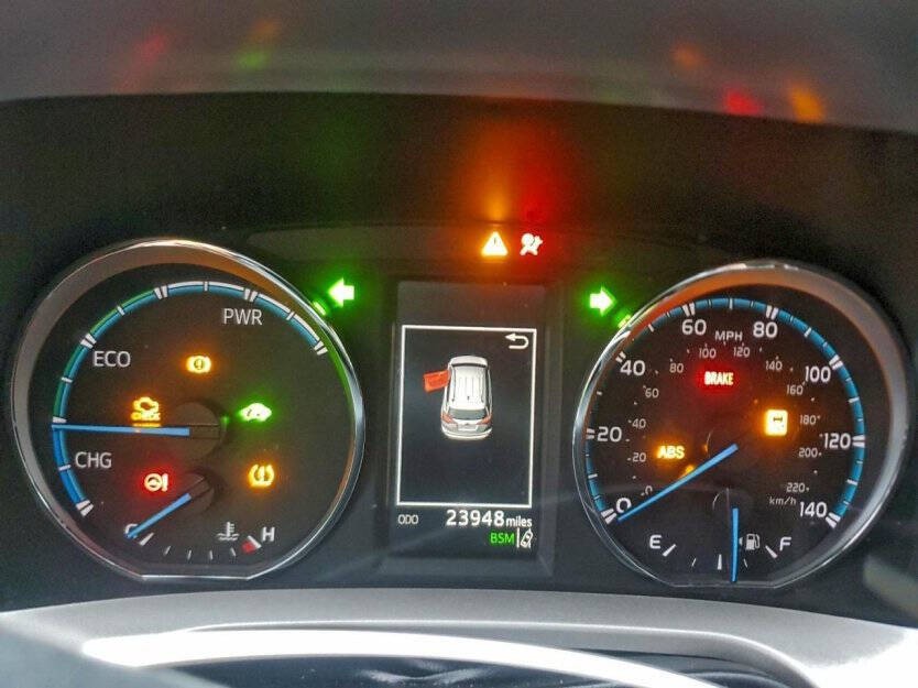 2018 Toyota Rav4 Image 8