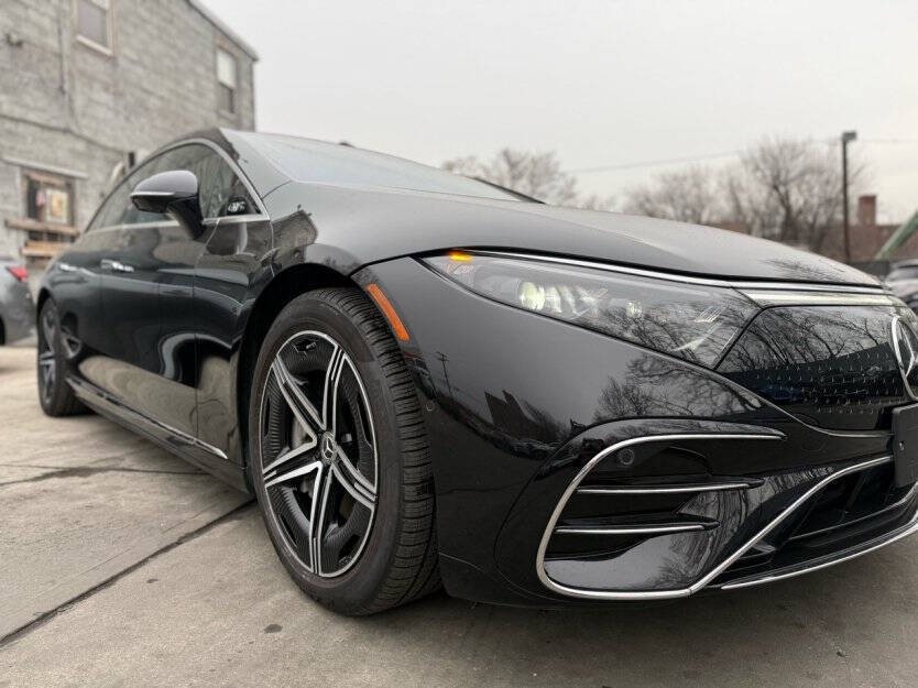 2023 Mercedes-Benz EQS Image 1