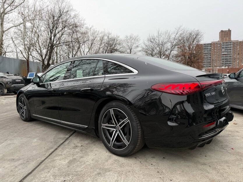 2023 Mercedes-Benz EQS Image 3