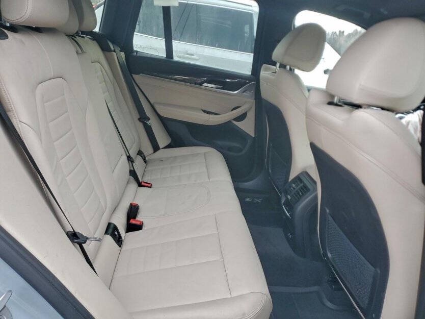 2022 BMW X3 Image 9
