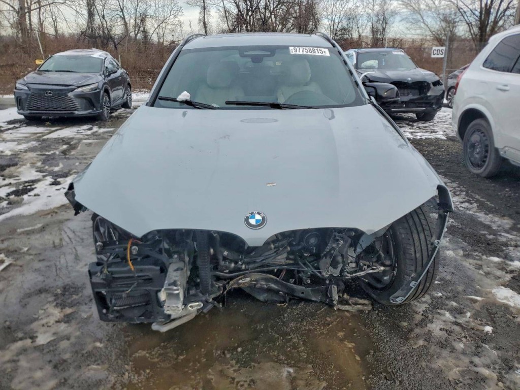 2022 BMW X3 Image 2