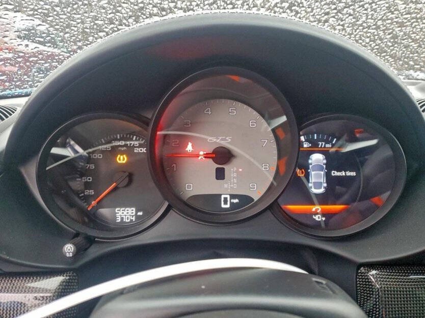 2024 Porsche Cayman Image 8