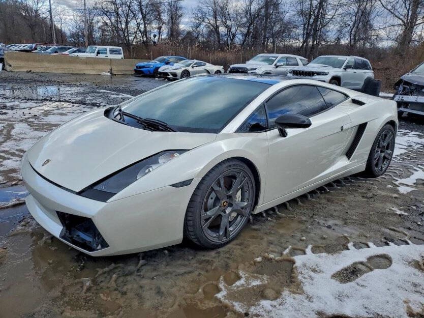 2006 Lamborghini Gallardo Image 2