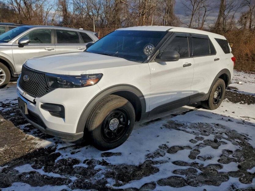 2023 Ford Explorer Image 2