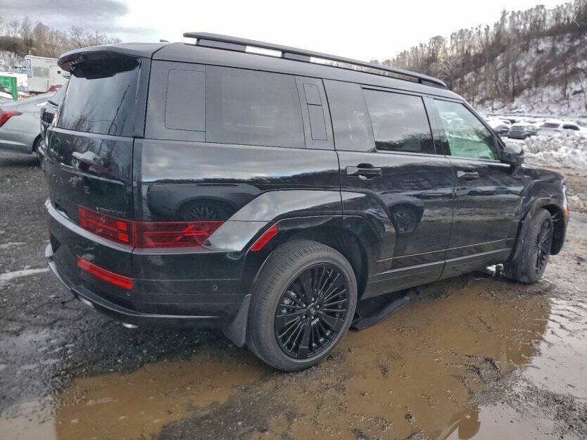 2025 Hyundai Santa Fe Image 5