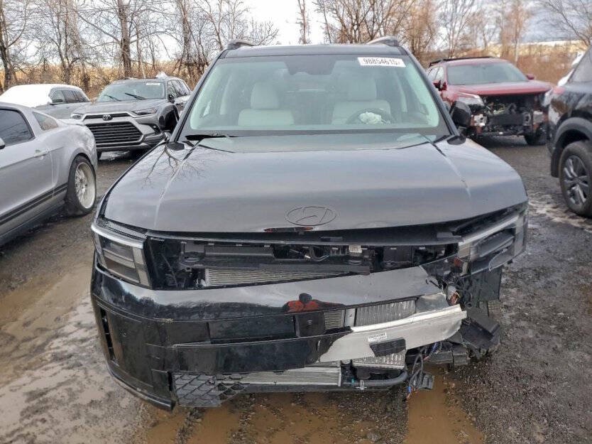 2025 Hyundai Santa Fe Image 2