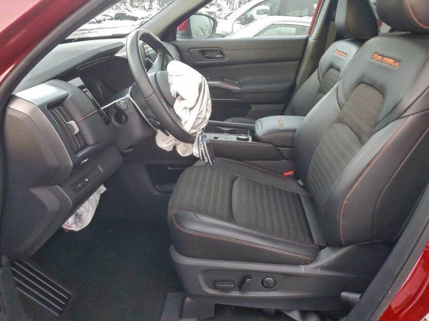 2024 Nissan Pathfinder Image 6