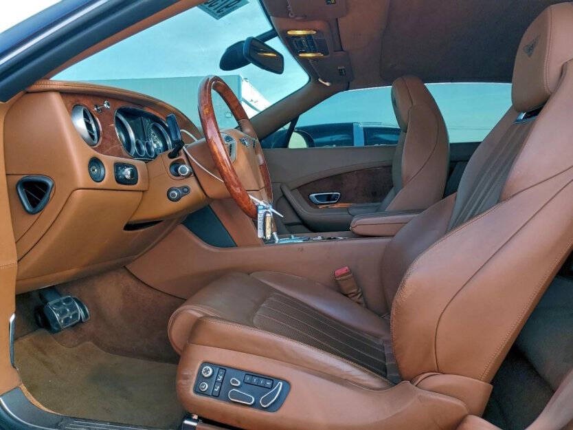 2014 Bentley Continental Image 5