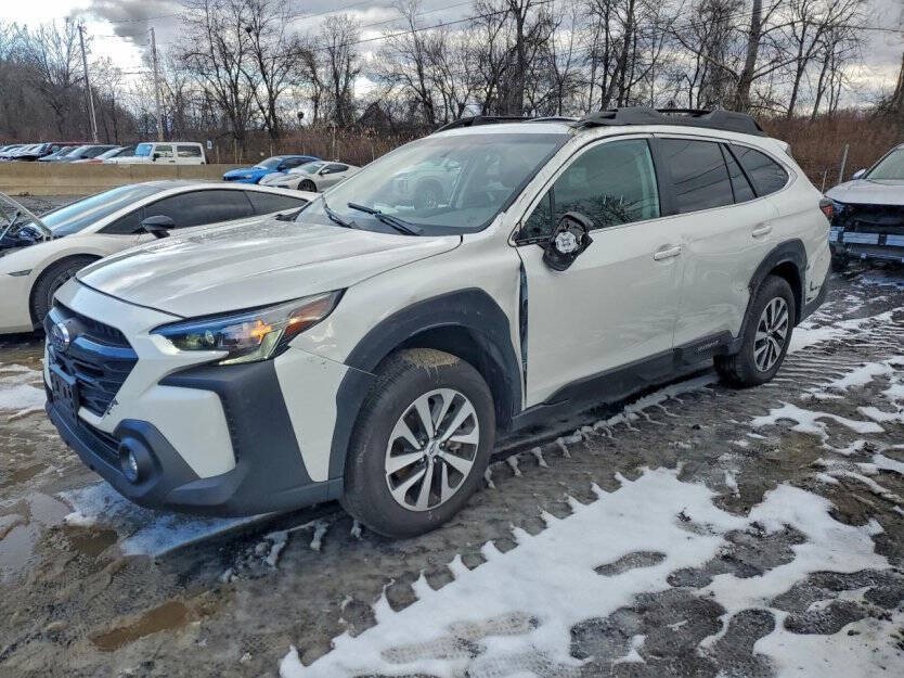 2025 Subaru Outback Image 2