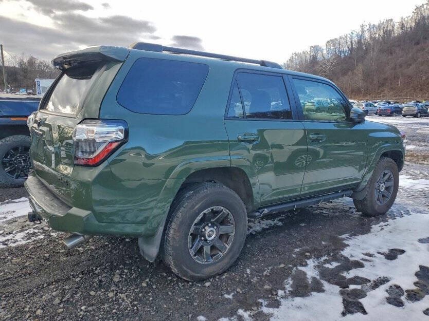 2021 Toyota 4Runner Image 4