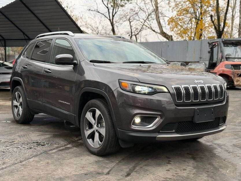 2019 Jeep Cherokee Image 1