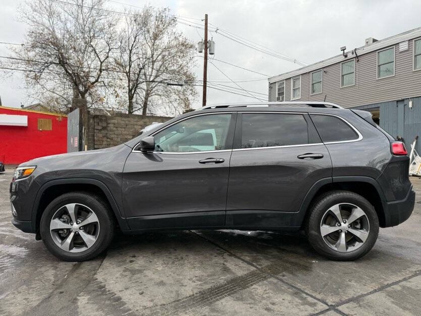2019 Jeep Cherokee Image 3