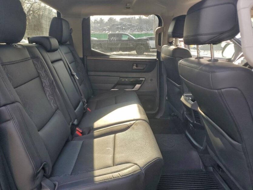 2023 Toyota Tundra Image 7