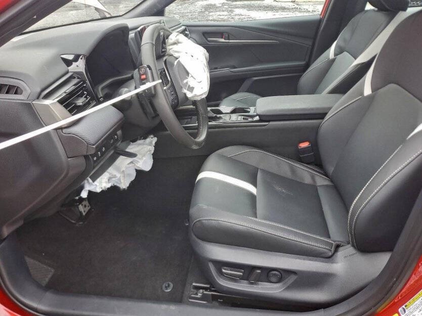 2025 Toyota Camry Image 5