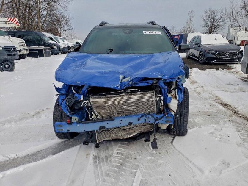 2025 Chevrolet Equinox Image 2