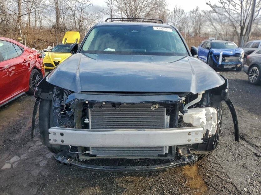 2024 Toyota Highlander Image 2